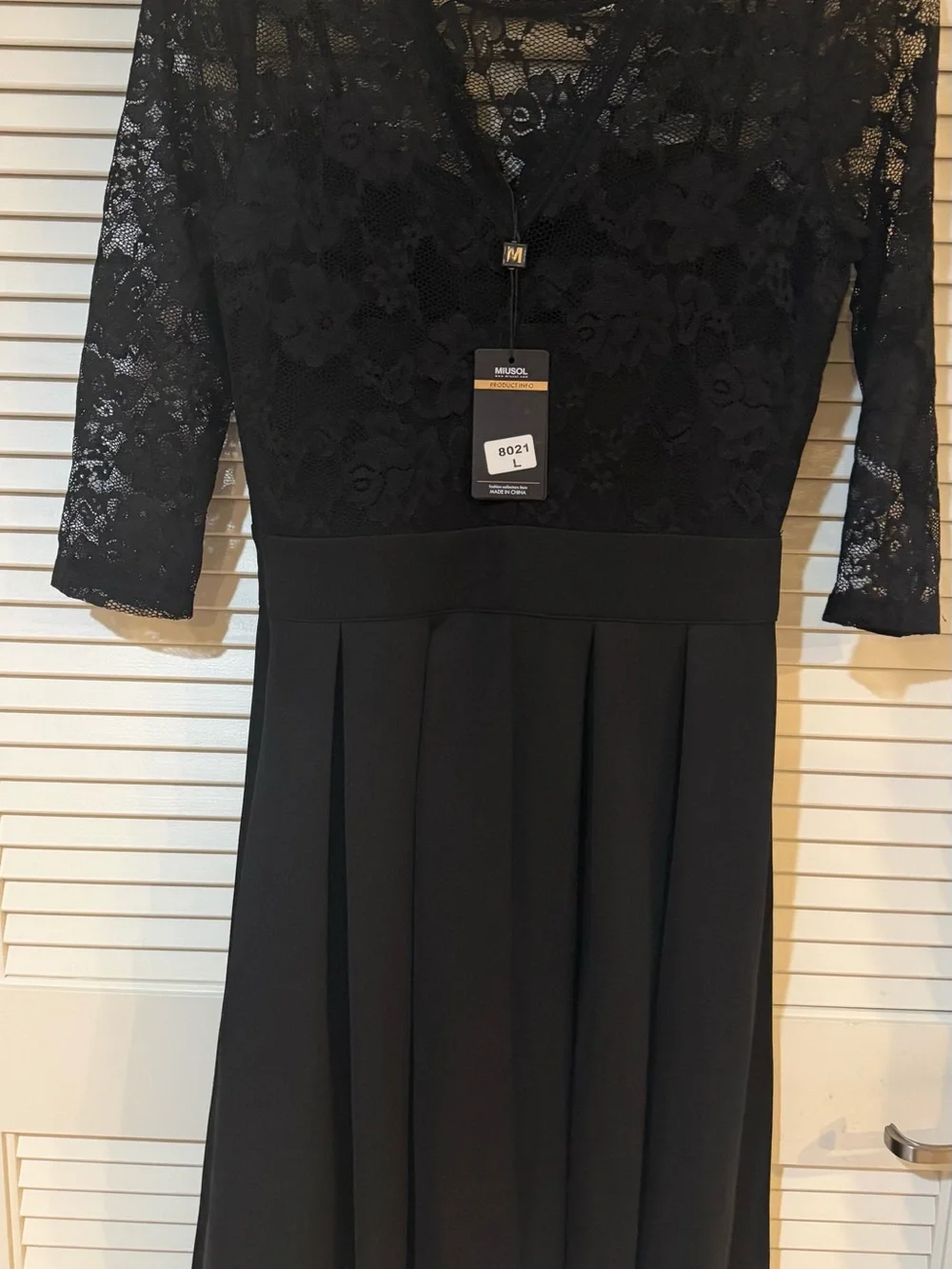 NWT MIUSOL Black Lace Pleated Fit & Flare Dress L